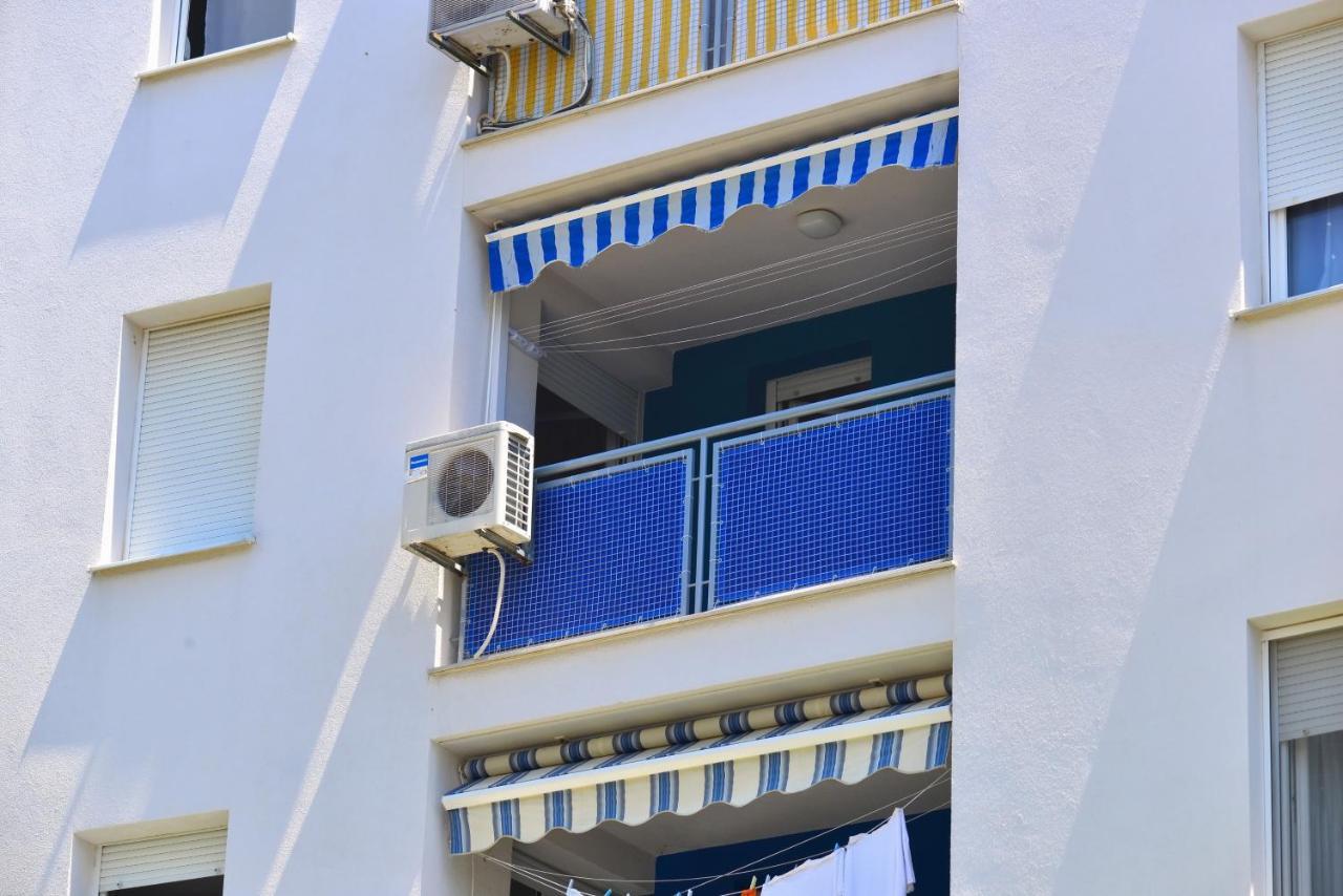 One Bedroom Apartment Terrace Parking Сплит Екстериор снимка