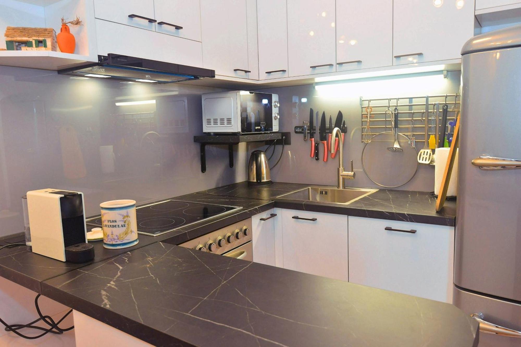One Bedroom Apartment Terrace Parking Сплит Екстериор снимка
